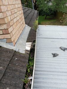 residential gutter cleaning service